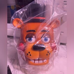 BRAND NEW Five Nights At Freddy’s 2 Freddy Head 32oz Drink Cup LIMITED EDITION